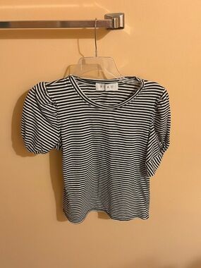 Buru black & white striped tee